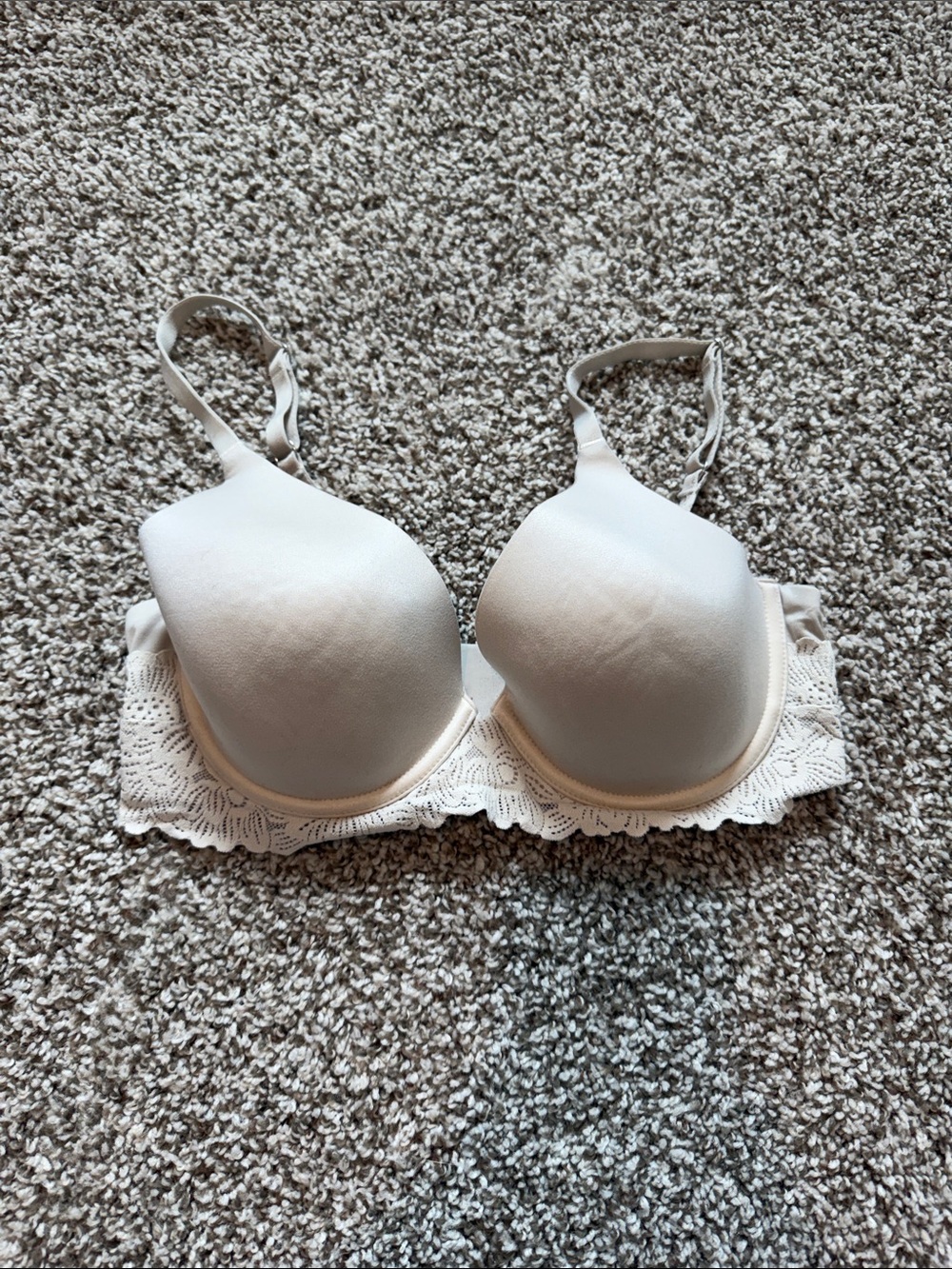 🌿 aerie Lace-Trim T-Shirt Bra in Ivory